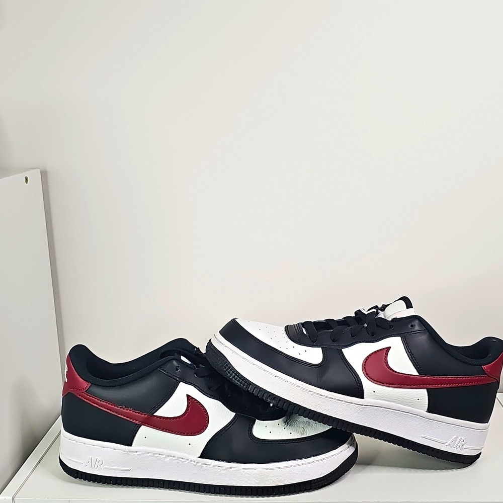 Nike Air Force 1 Low Top Lace-Up Colorblock Black/White/Red FJ2347-002NWD No Box